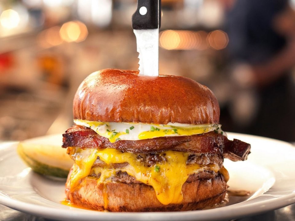 Cheeseburger at Au Cheval, Chicago