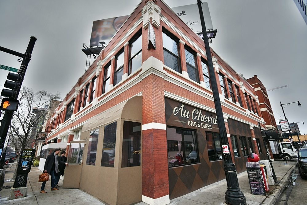 Au Cheval exterior, Chicago