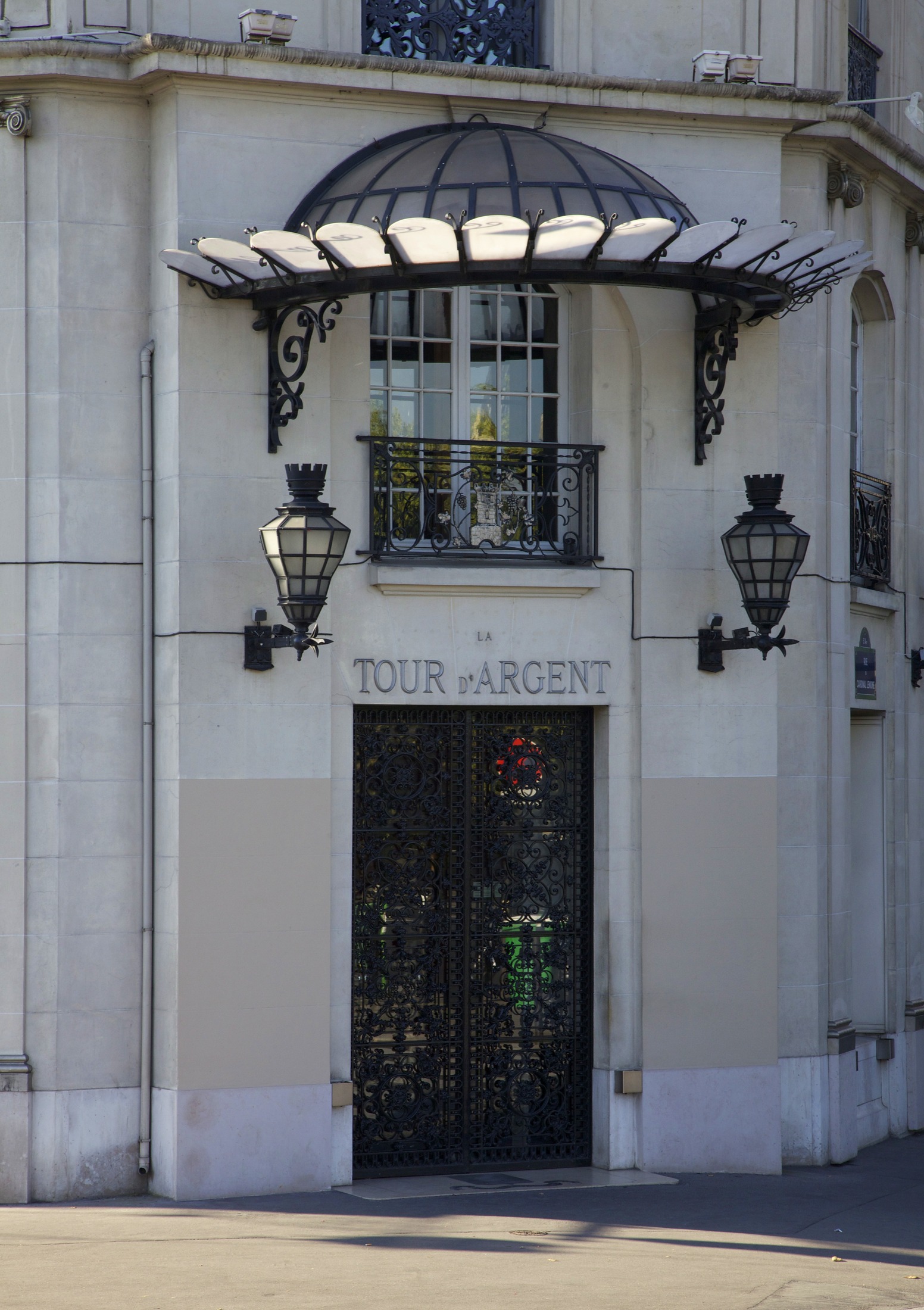 La Tour d'Argent exterior, Paris