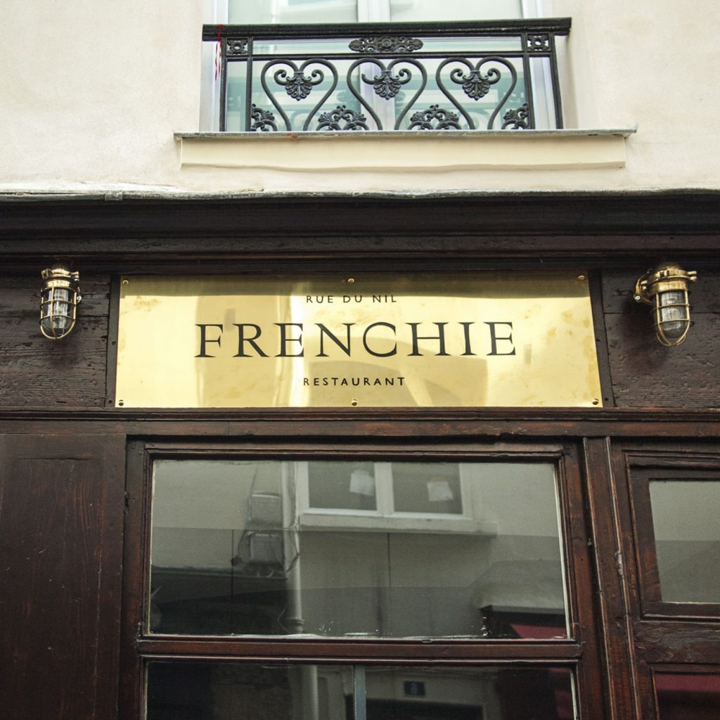 Frenchie exterior, Paris