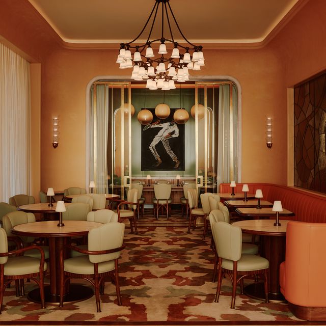 The dining room at Mamani in Uptown Dallas, the star on watch for 2026.